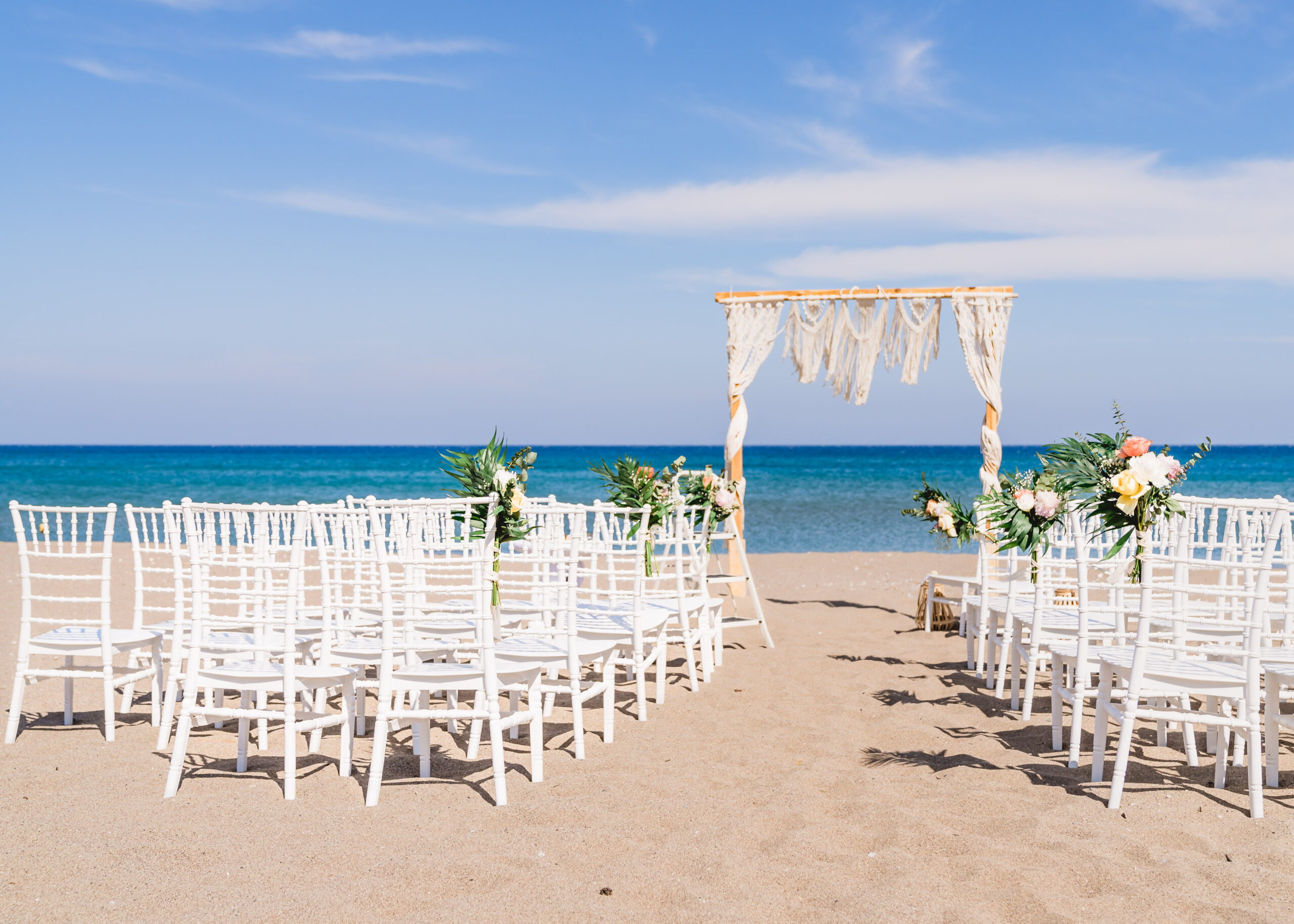 Experience magic moments with our wedding planner in Rhodes! Let us make your dream wedding come true - unforgettable & stress-free. Inquire now!